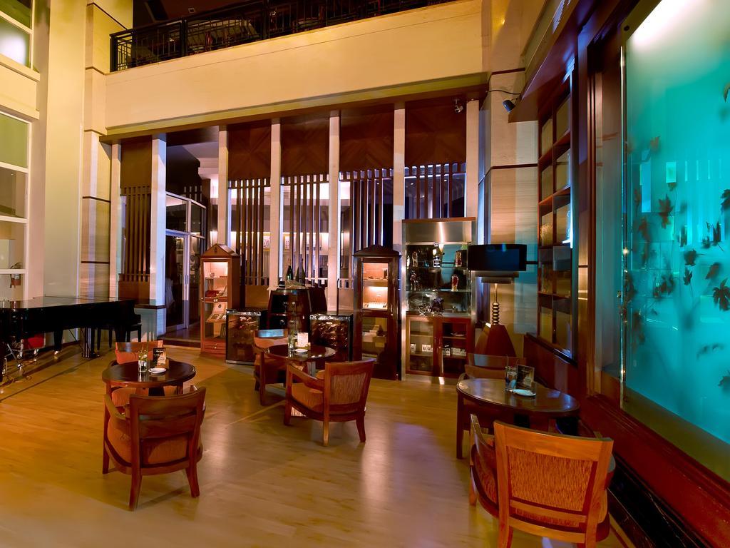 Novotel Semarang Ngoại thất bức ảnh